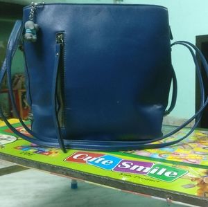 Bag || Dark Blue || Square shape